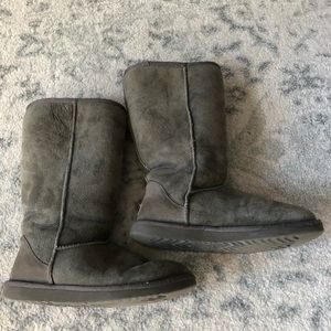 Ugg’s Classic Tall Gray